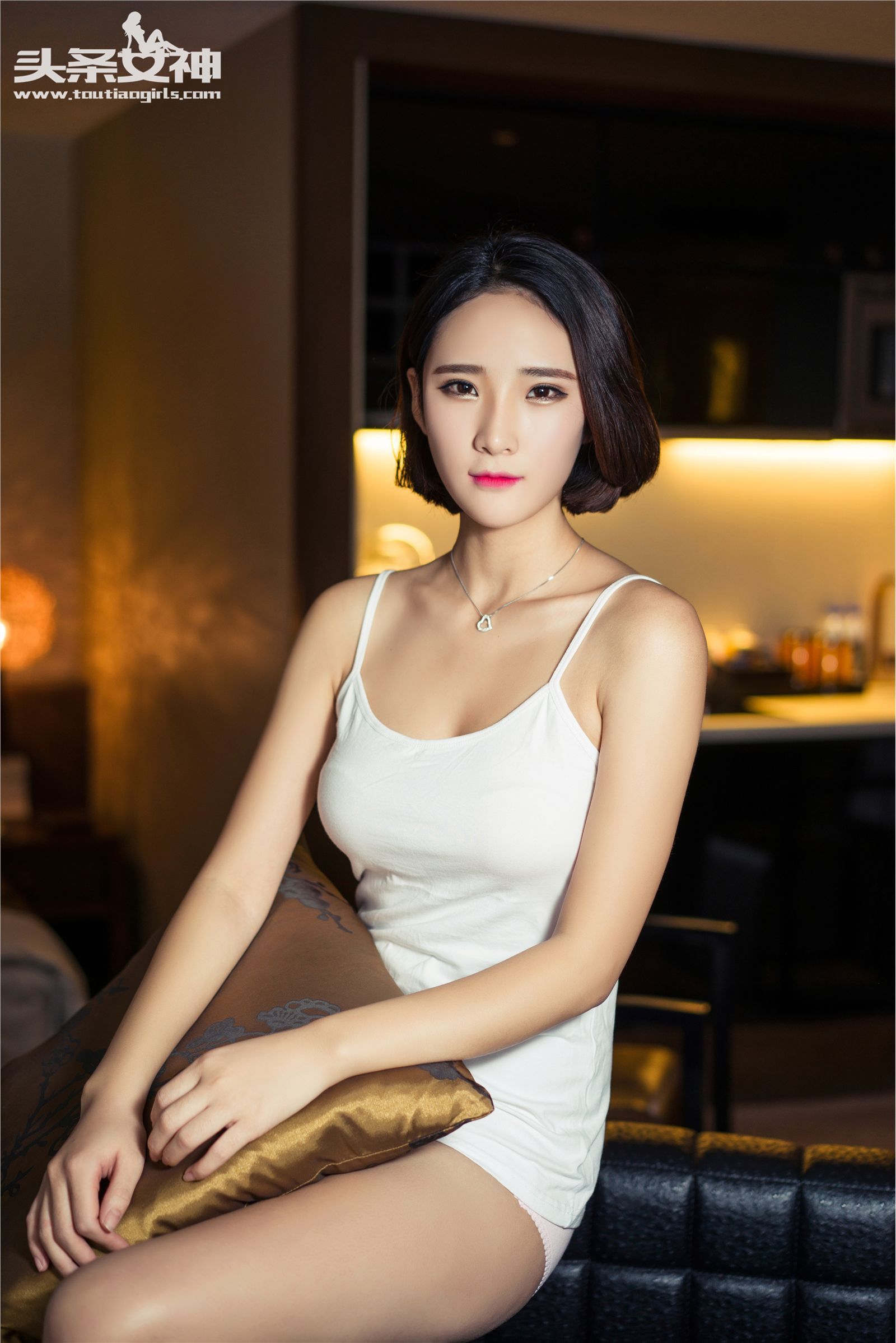 [Toutiao girls] headline goddess 2016.05.06 Miss Qin Ruoxi